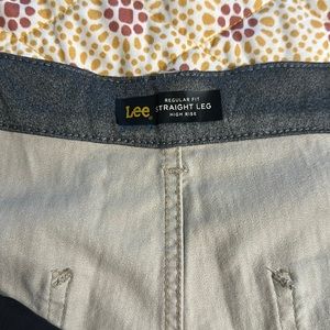 Great cropped pants!